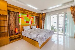 Chalong Hill Tropical Garden Homes