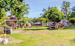 Chalong Hill Tropical Garden Homes