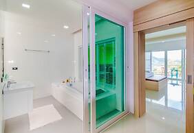 Chalong Hill Tropical Garden Homes