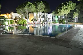 Bodrum Sea Side Beach Club Hotel