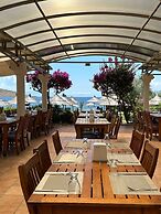 Bodrum Sea Side Beach Club Hotel