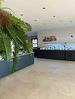 Bodrum Sea Side Beach Club Hotel