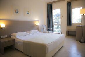 Bodrum Sea Side Beach Club Hotel