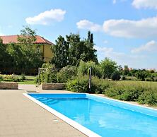 Hotel Plauter Kúria