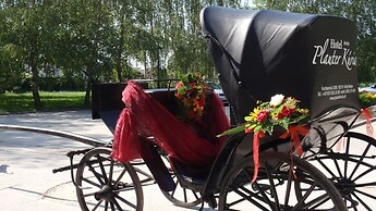 Hotel Plauter Kúria