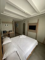 Monk Hotel Alacati - Adults Only