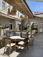 Monk Hotel Alacati - Adults Only