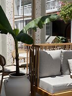 Monk Hotel Alacati - Adults Only