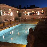 Monk Hotel Alacati - Adults Only