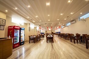 Hotel Anand International