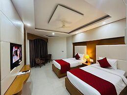 Hotel Anand International