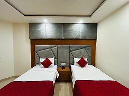Hotel Anand International