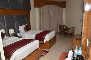 Hotel Anand International