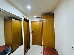 Hotel Anand International