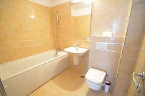 Uptown Residence Apartments