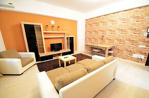 Uptown Residence Apartments