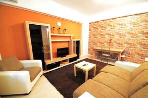 Uptown Residence Apartments