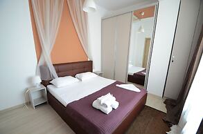 Uptown Residence Apartments