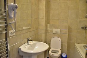 Uptown Residence Apartments