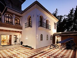 Hotel The Touch Puerto Banús