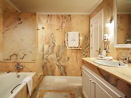 Hotel The Touch Puerto Banús