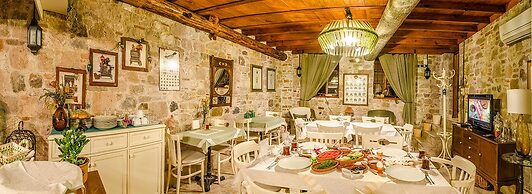 Macaron Konagi Ayvalik