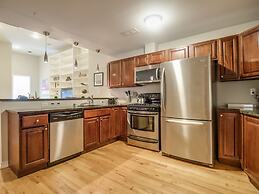 Deedee's Townhome Hamilton Park
