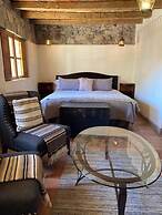 Hotel Amor y Paz