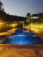 Khum Sai Ngam Hotel & Resort