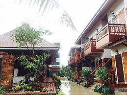 Khum Sai Ngam Hotel & Resort