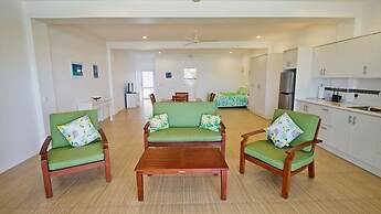 Seaside Beachfront Villas