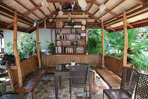 Golden Monkey Cottages