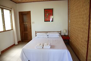 Golden Monkey Cottages