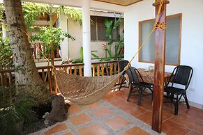 Golden Monkey Cottages