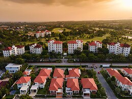 Seastar Hotel And Service Apartment