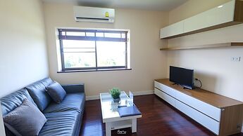 Seastar Hotel And Service Apartment