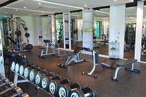 Seastar Hotel And Service Apartment