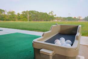 Seastar Hotel And Service Apartment