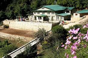 Mountain Lodges of Nepal - Monjo