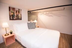 KL Bangsar Sentral (EST)