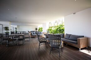 KL Bangsar Sentral (EST)