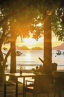 El Nido Mahogany Beach