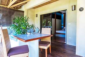 El Nido Mahogany Beach