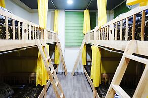 Onna Guesthouse - Hostel