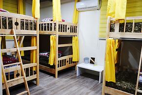 Onna Guesthouse - Hostel