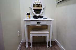 Onna Guesthouse - Hostel