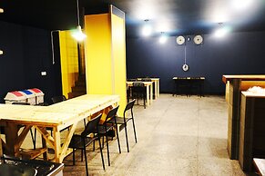 Onna Guesthouse - Hostel