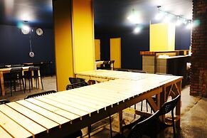 Onna Guesthouse - Hostel