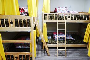 Onna Guesthouse - Hostel