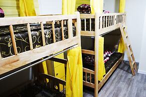 Onna Guesthouse - Hostel